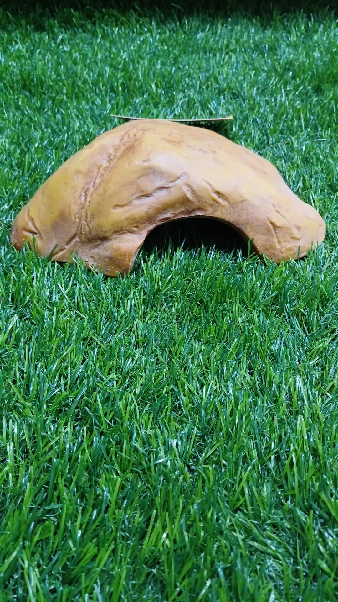 HabiStat Sandstone Reptile Cave